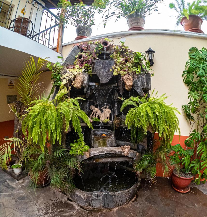 Hotel Los Laureles Calca Exteriér fotografie